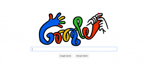 Der astronomische Winteranfang wir beim diesjährigen Google Doodle zum 21.12.2013 mittels eines strickenden und aus Wolle bestehenden Google-Logos dargestellt. Finde ich passend ;)